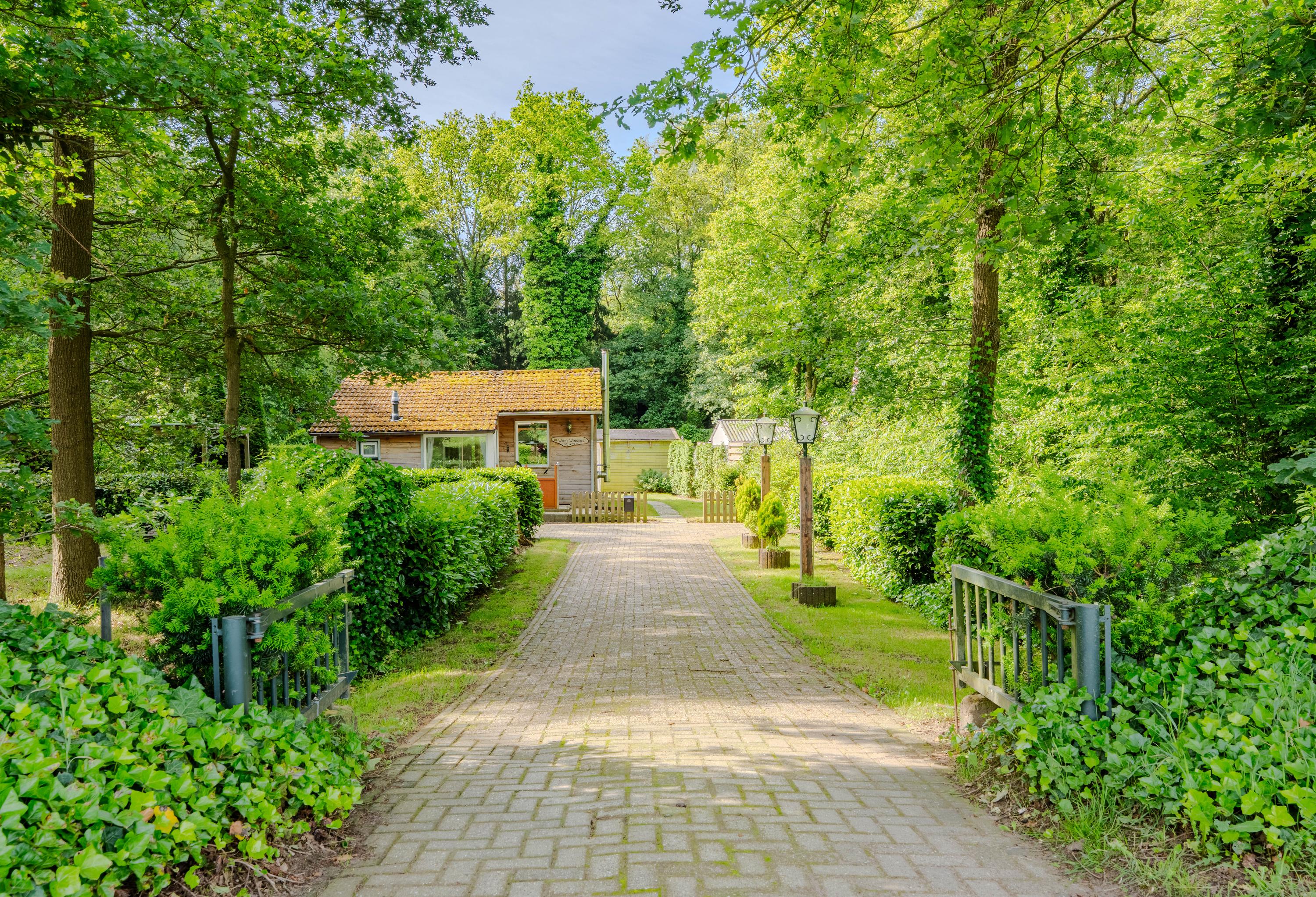 Huis Stationsstraat 1 in Hooghalen
