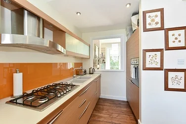 Flat Royal Crescent in Greater London