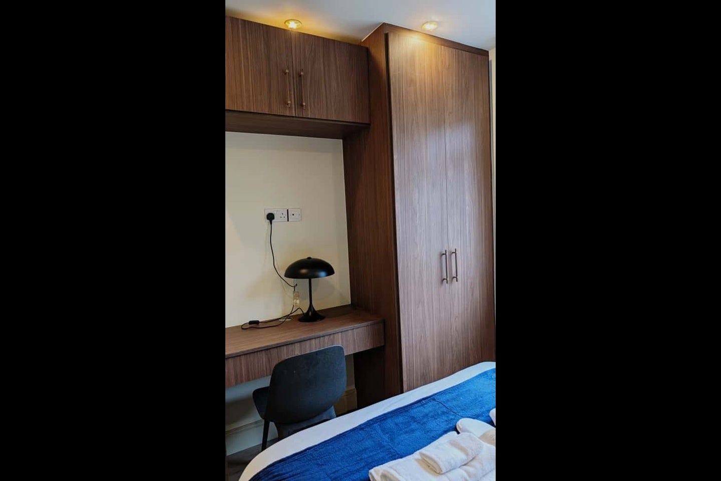 Room Wellington Road in Watford