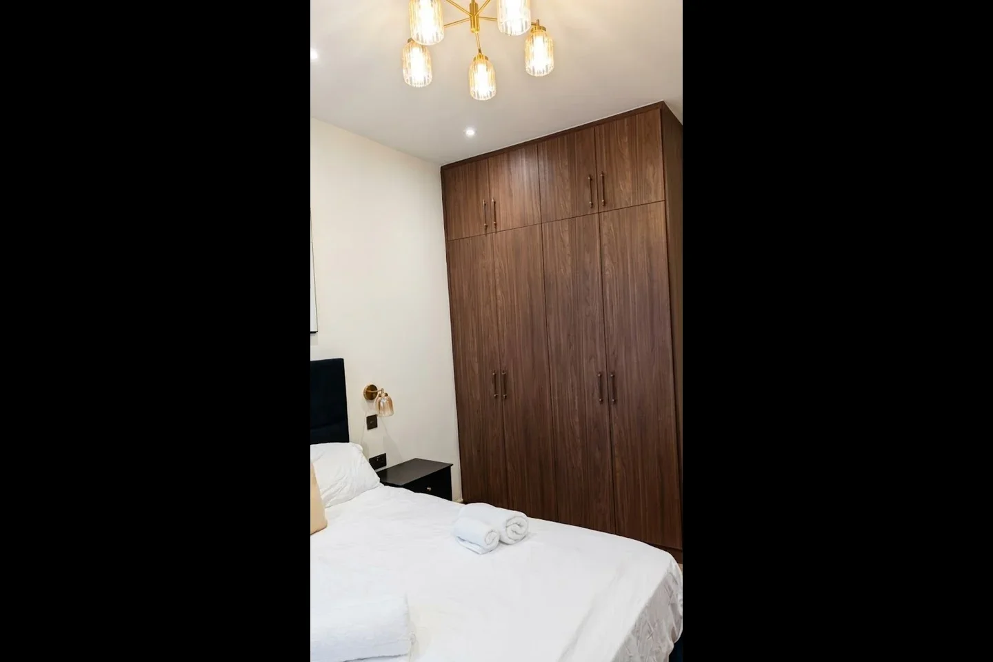 Room Wellington Road in Watford