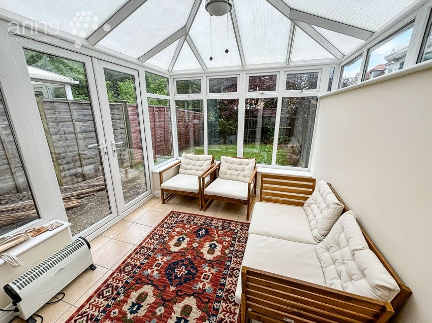 House Jersey Drive in Sindlesham