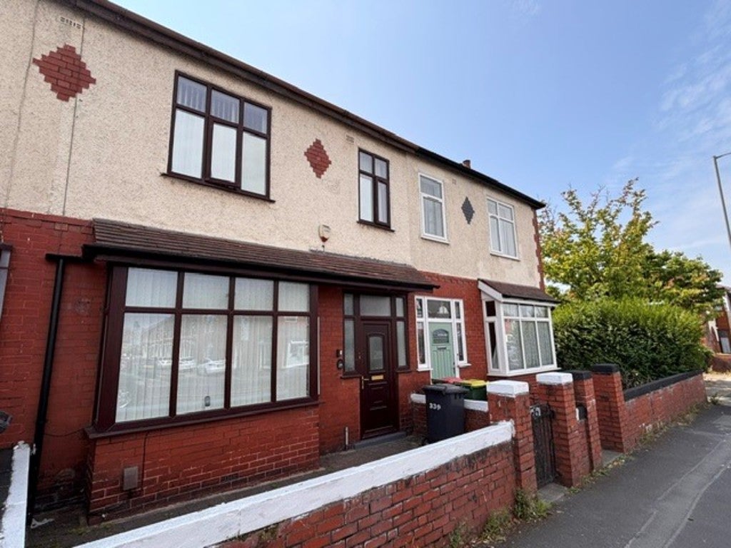 House Emmanuel Street in Preston