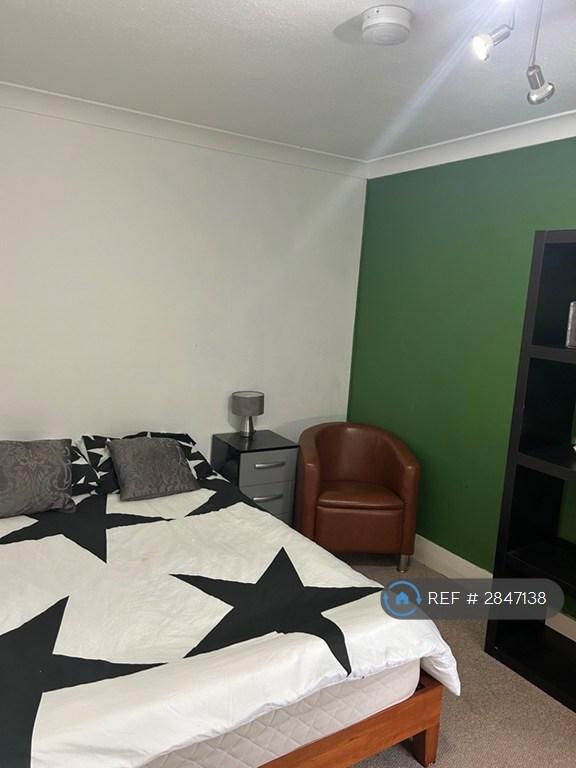 Room West Street in Aylesbury
