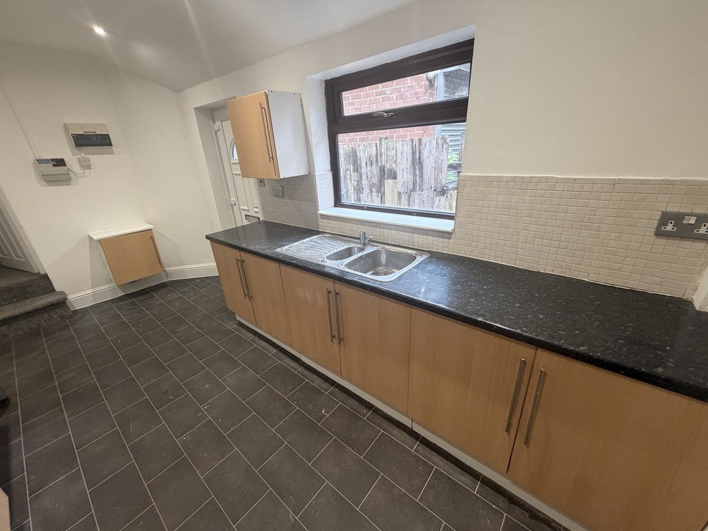 Flat James Street North in Radcliffe