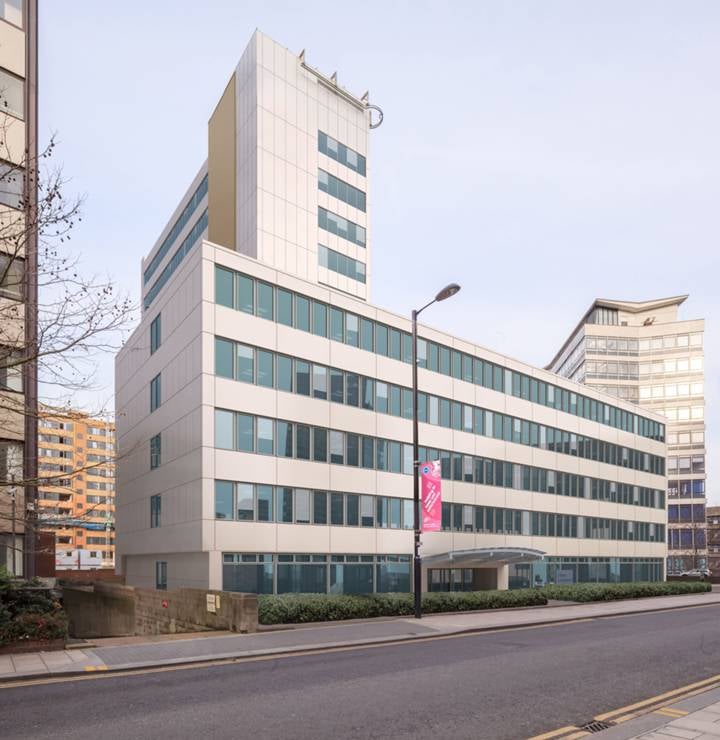 Flat Lansdowne Road in Greater London