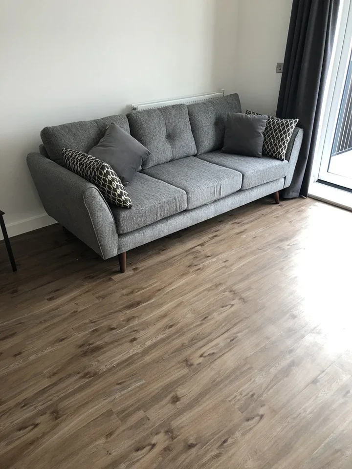 Flat Rolfe Terrace in Greater London