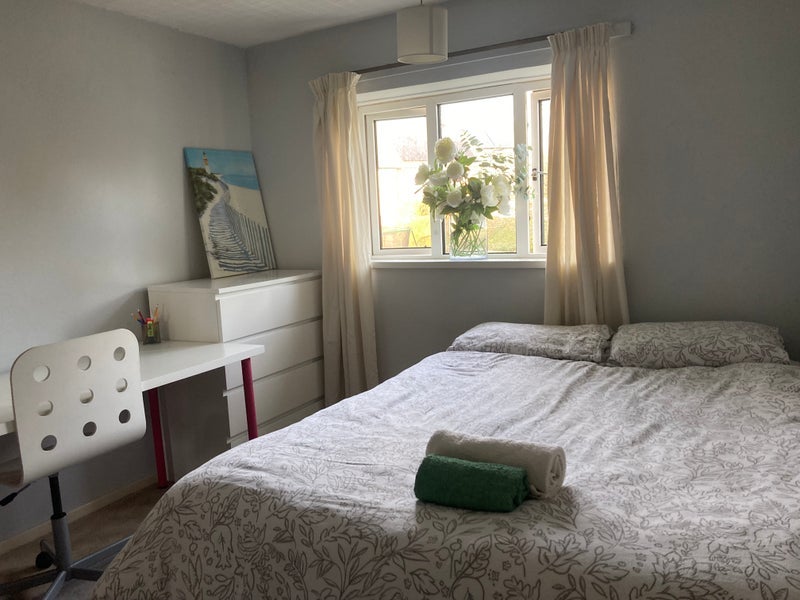 Room Dene Close in Stratford-on-Avon