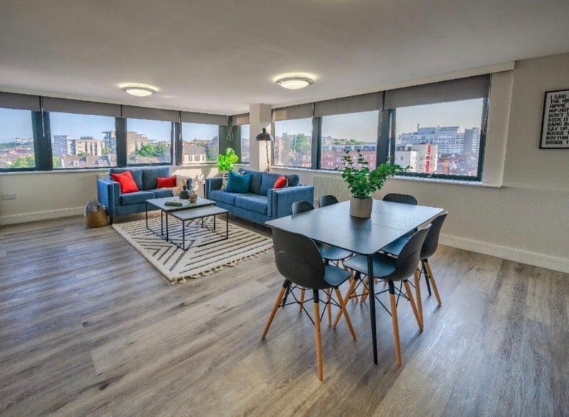 Room Sauchiehall Street in Glasgow