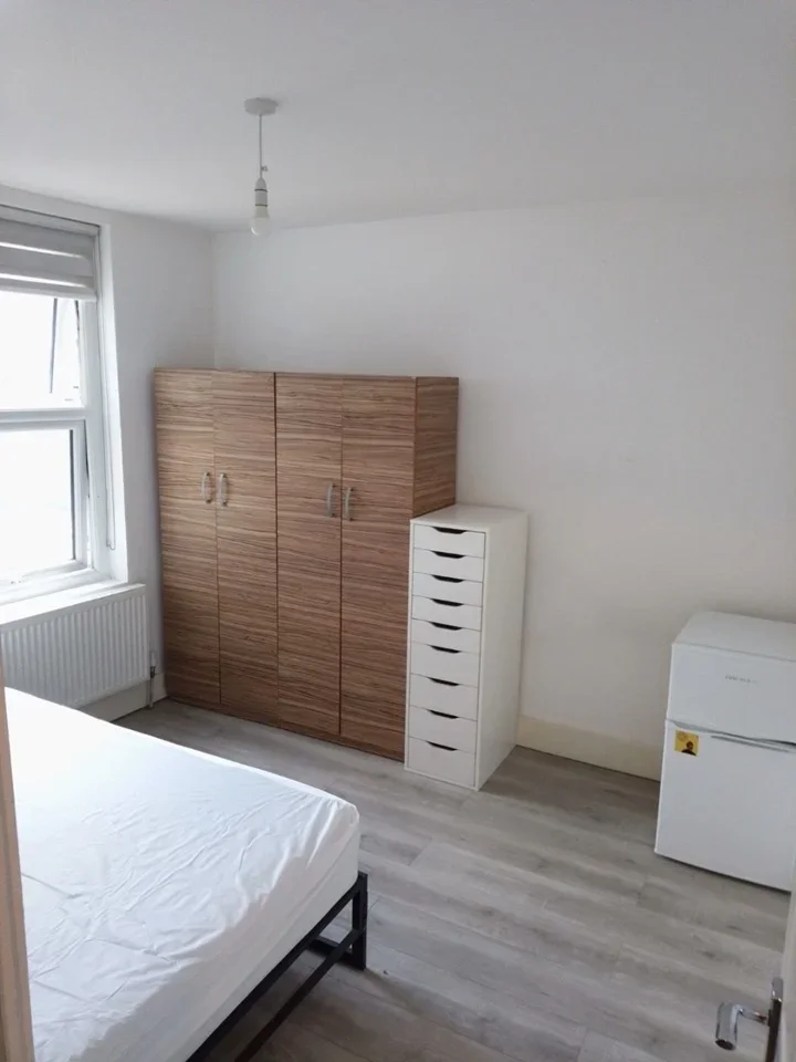 Room Elizabeth Road in Greater London