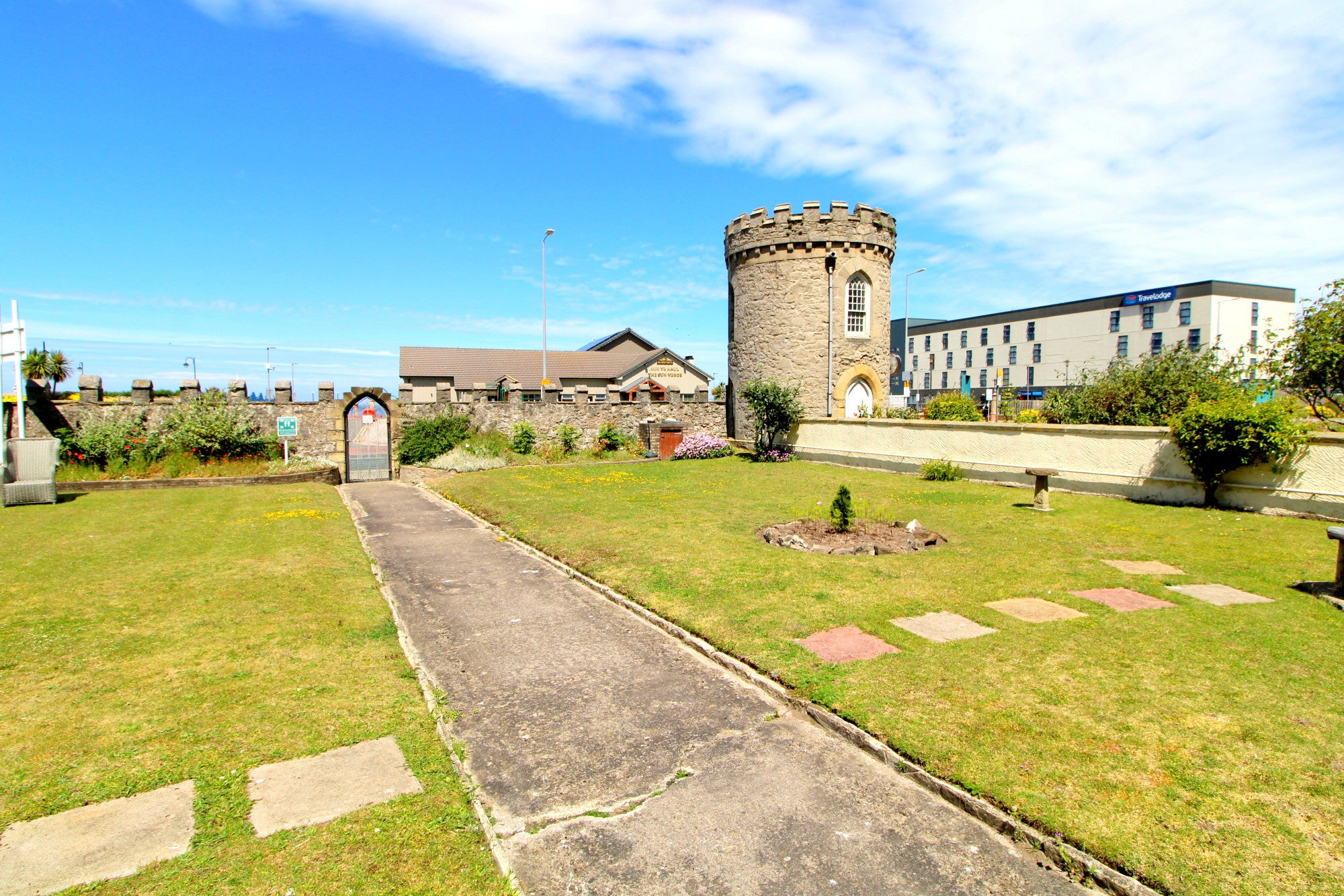 Flat East Parade in Rhyl