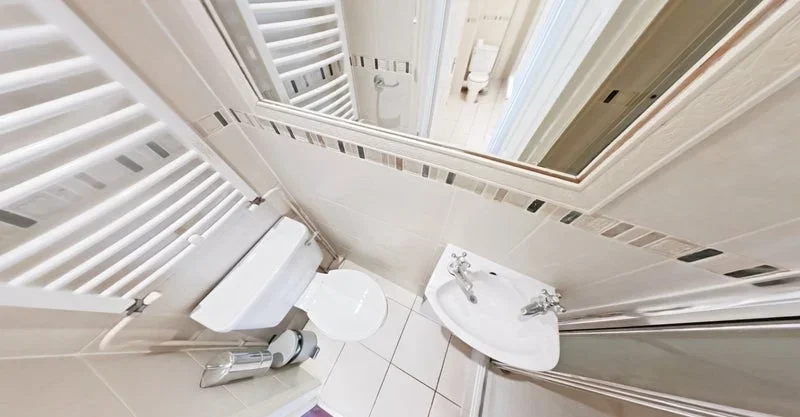 Room Stockwell Road in Greater London