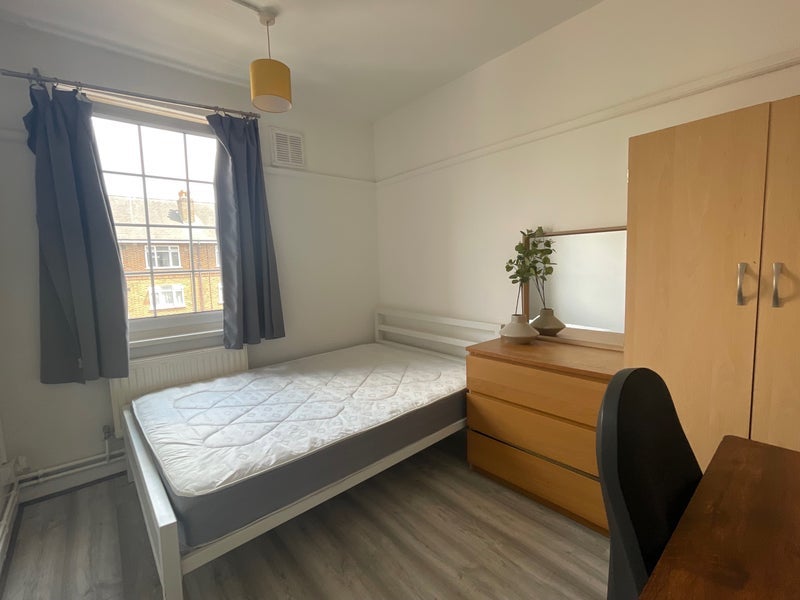 Room Bethnal Green Estate in Greater London