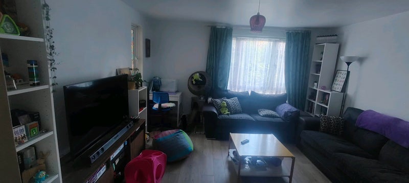 Flat Burder Close in Greater London