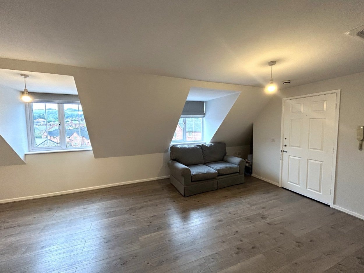 Flat Afon Way in Newtown