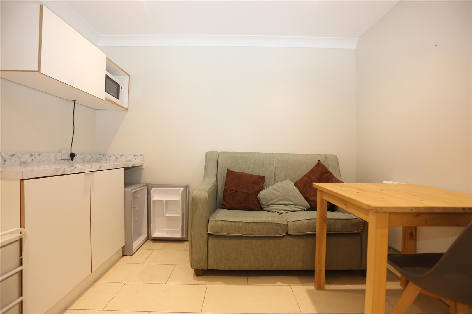 Room Regency Square in Brighton