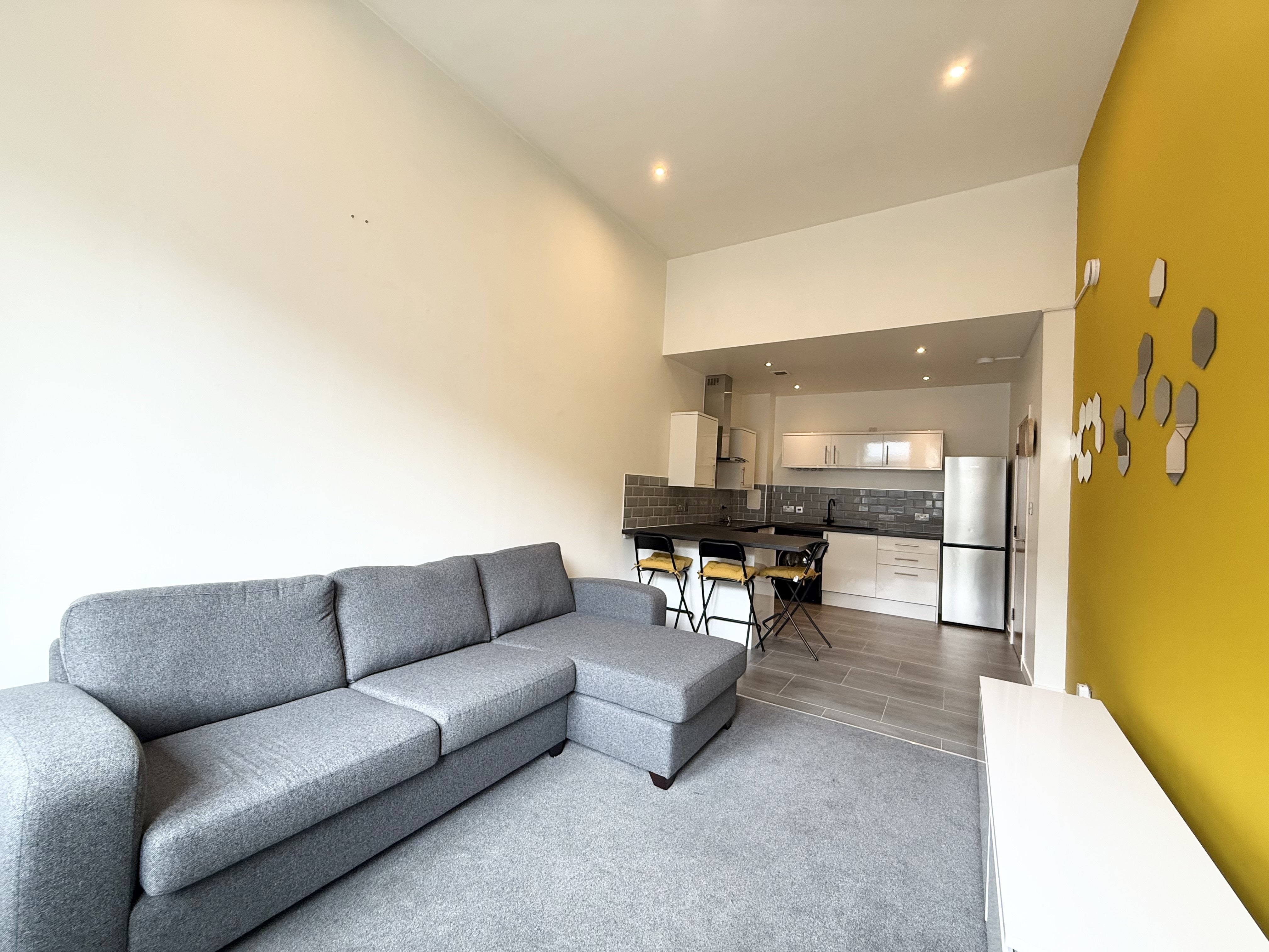 Flat Oswald Street in Glasgow