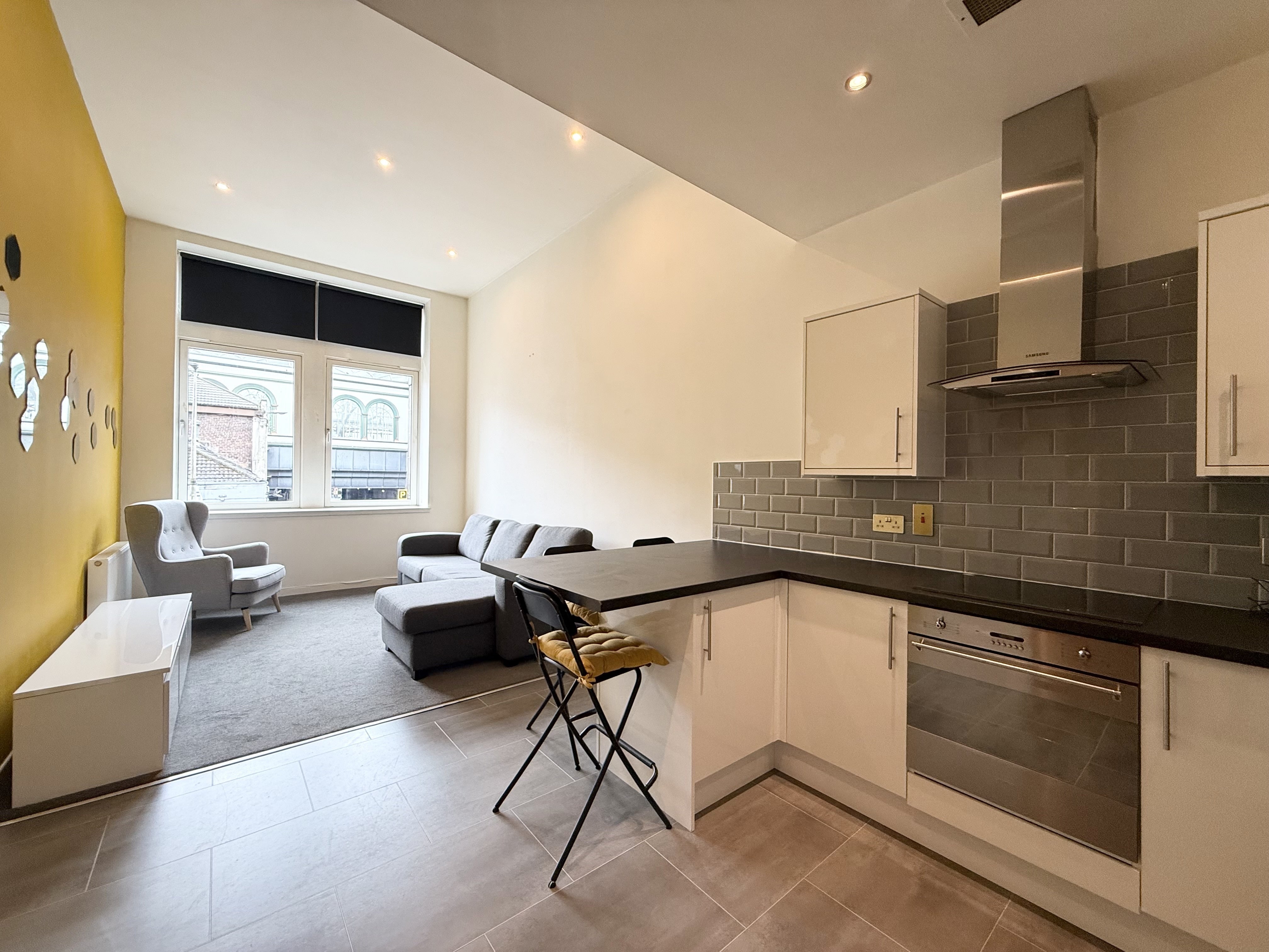 Flat Oswald Street in Glasgow