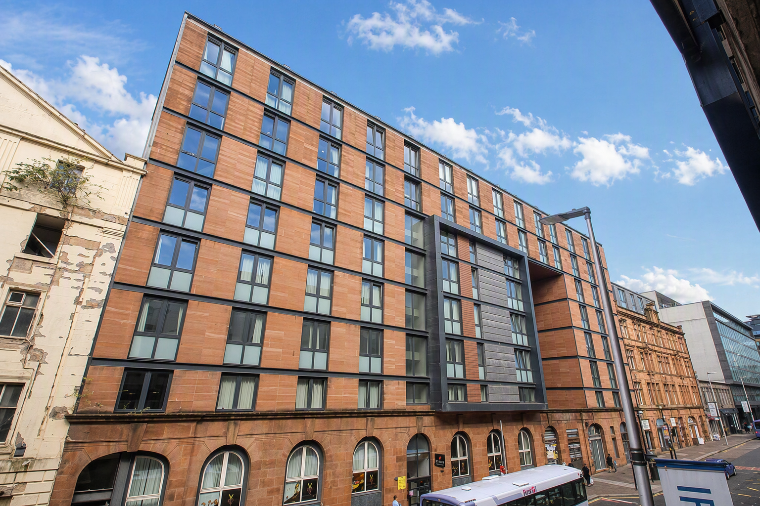 Flat Oswald Street in Glasgow