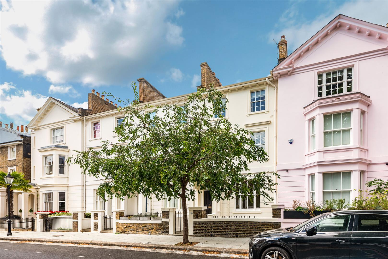 House St Mark's Crescent in Greater London