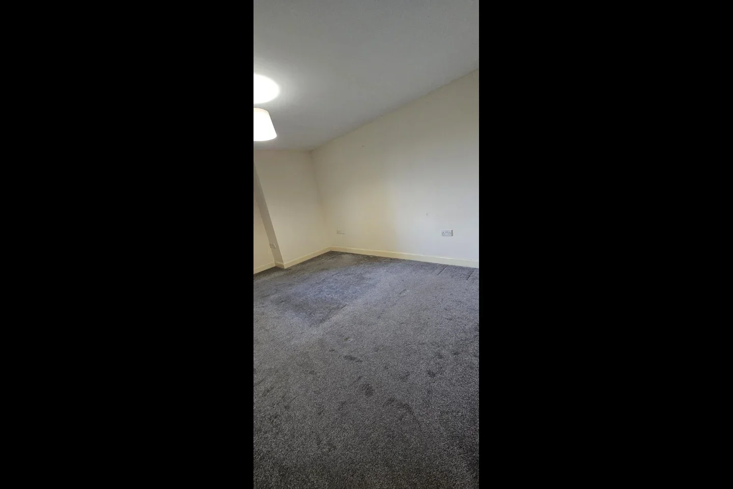 Flat Charles Street in Dartford