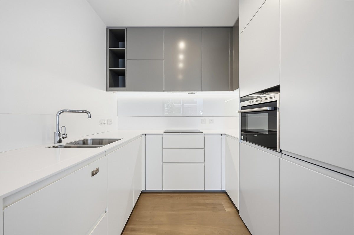 Flat Handyside Street in Greater London