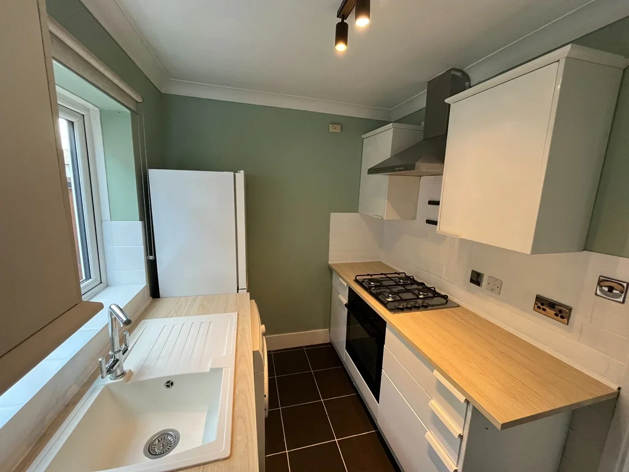 Flat Willis Close in Epsom and Ewell