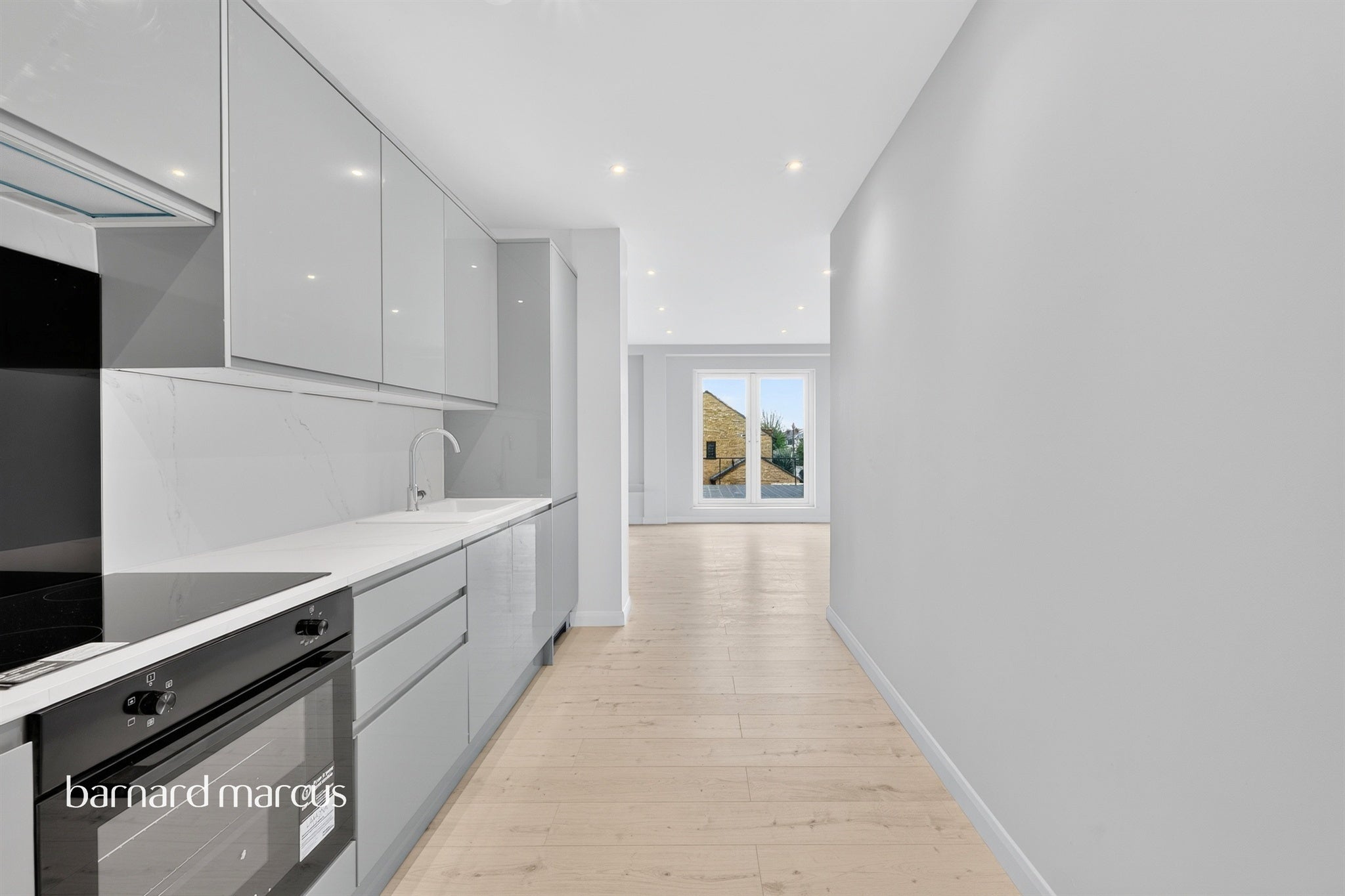 Flat Malden Road in Greater London
