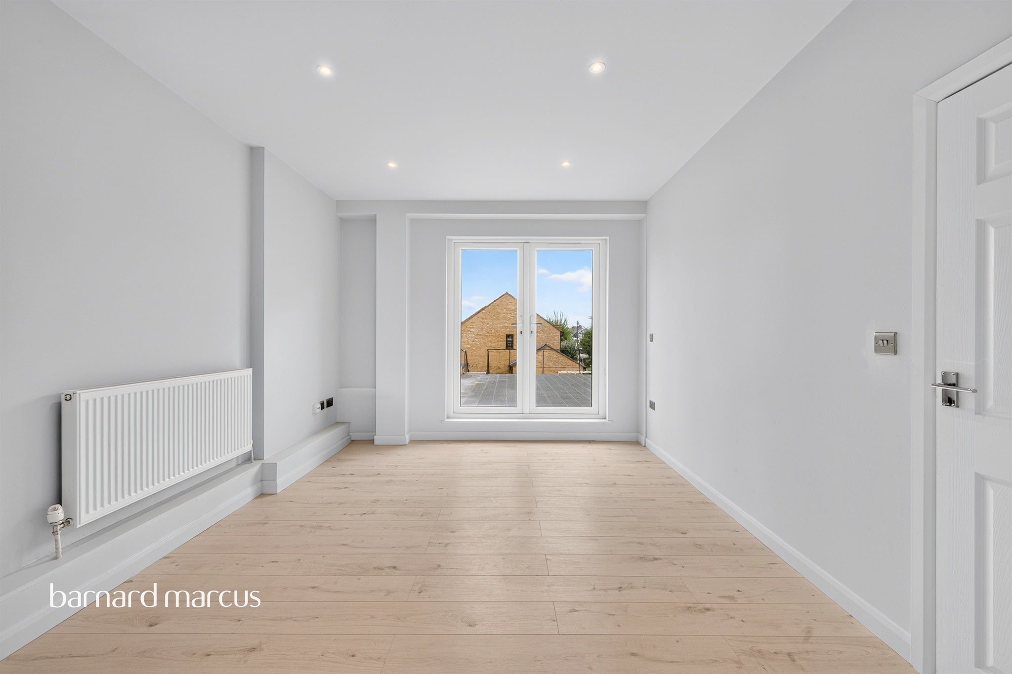 Flat Malden Road in Greater London