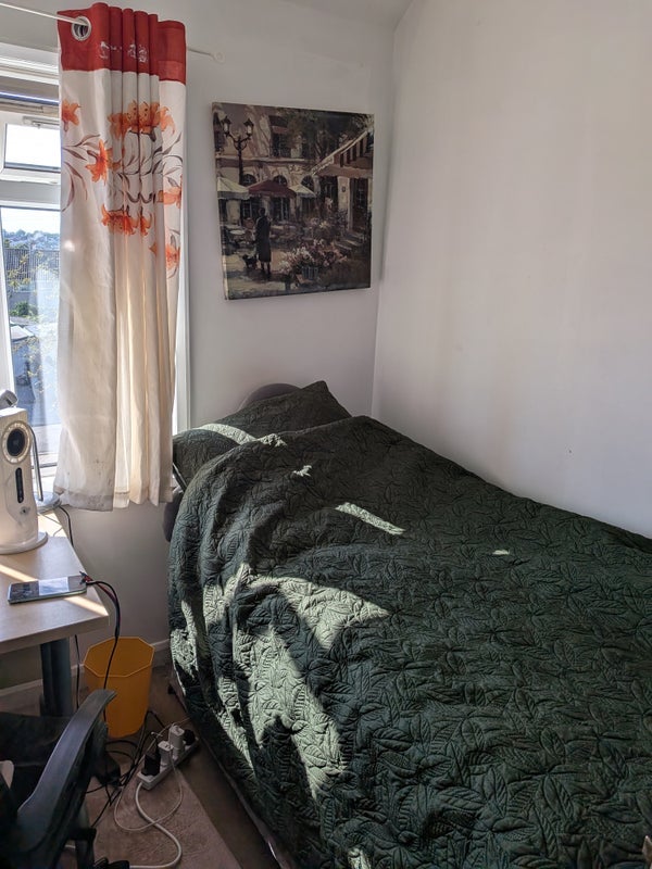 Room Landseer Avenue in Bristol