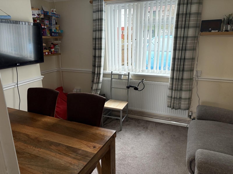 Room Archer Road in Cardiff