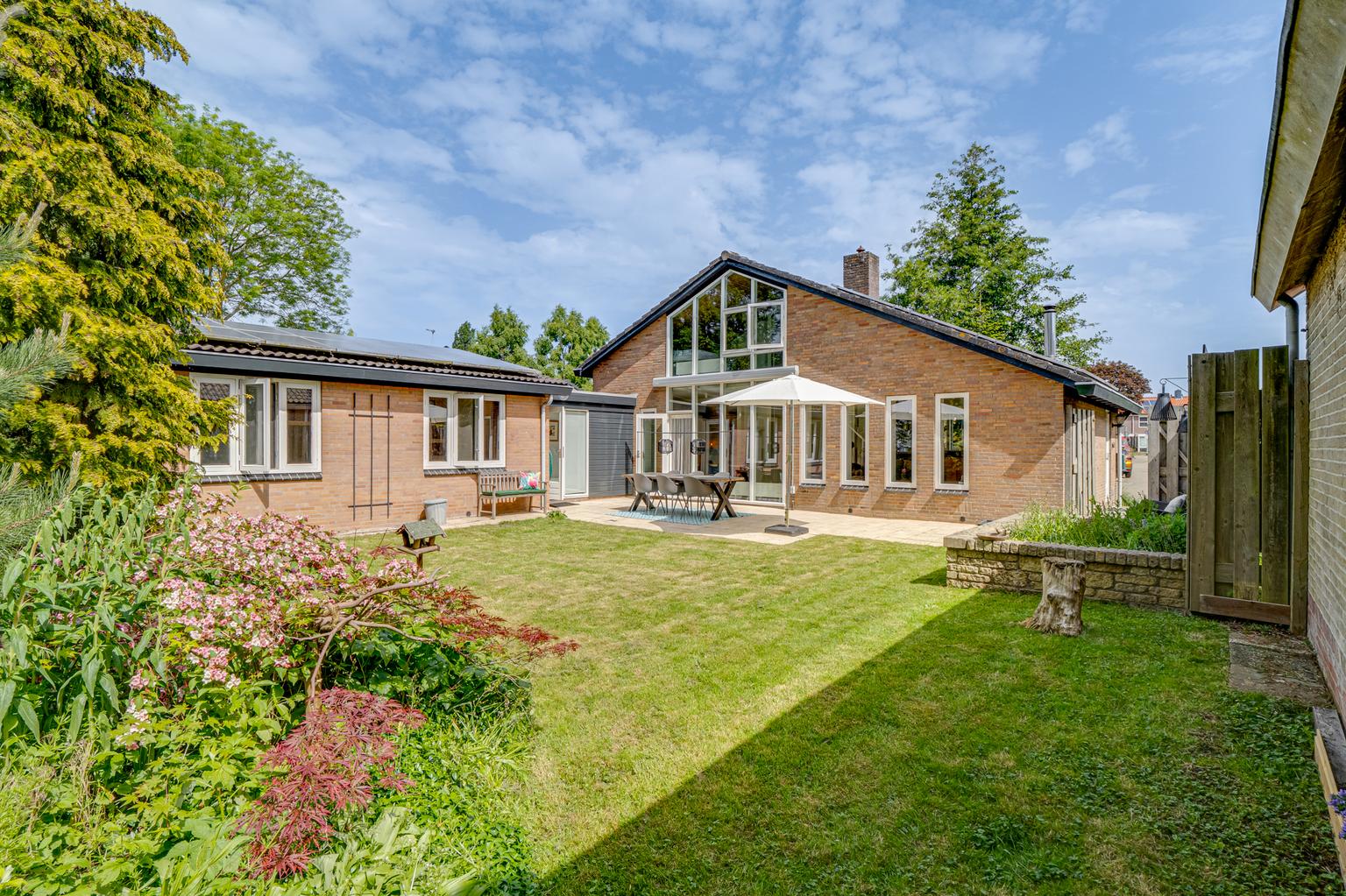 Huis Prins Bernhardstraat 12 in Broek op Langedijk