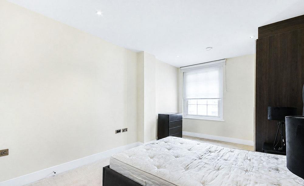 Flat Sussex Gardens in City of Westminster