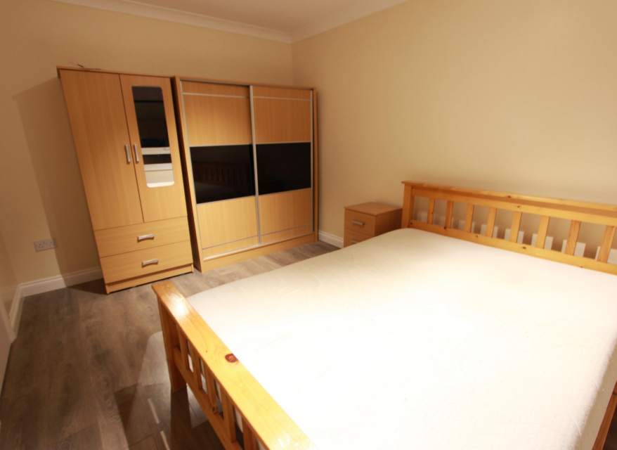 Flat Cardrew Close in Greater London