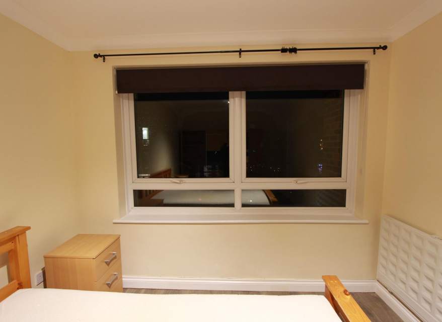 Flat Cardrew Close in Greater London
