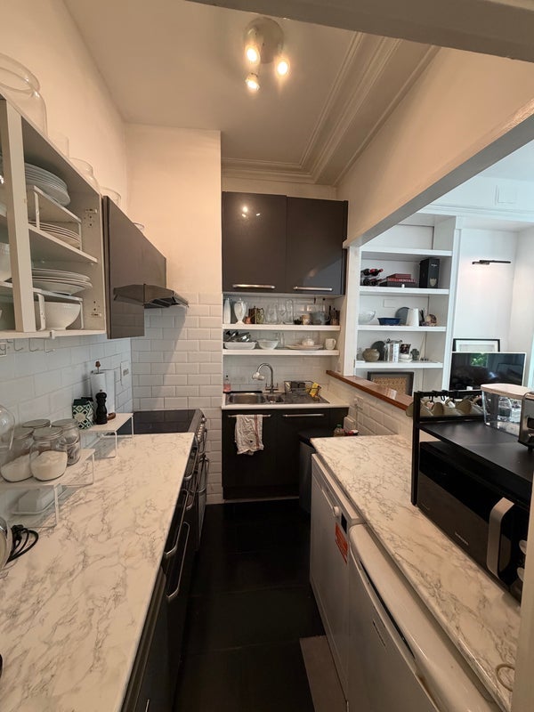 Room Cornwall Gardens in Greater London