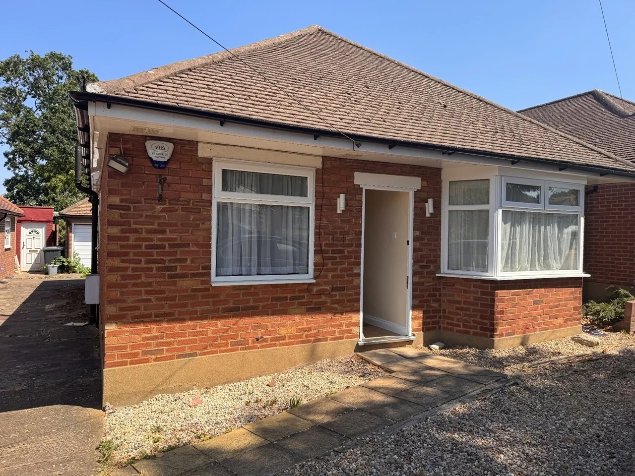 House Elmfield Road in Hertsmere