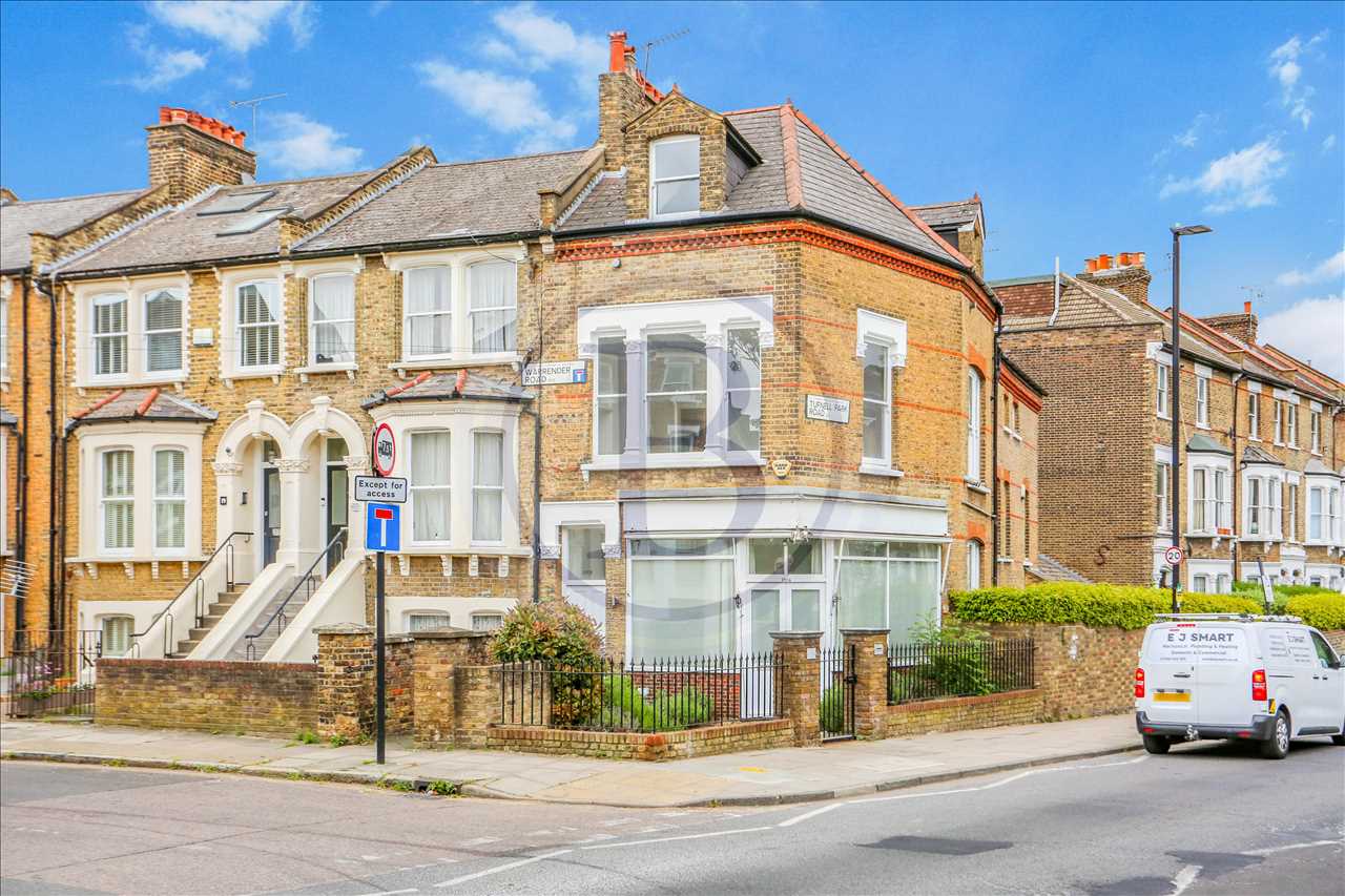 Flat Tufnell Park Road in Greater London