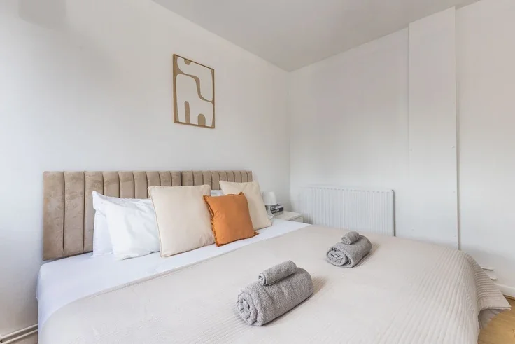 Flat Fair Street in Greater London