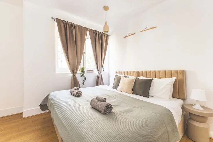 Flat Fair Street in Greater London