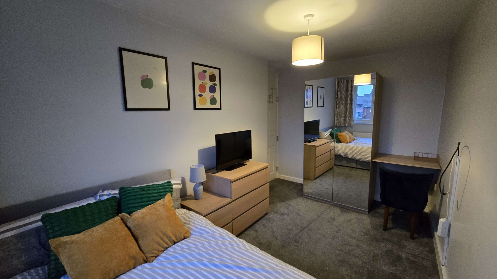 Room Chertsey Close in Luton