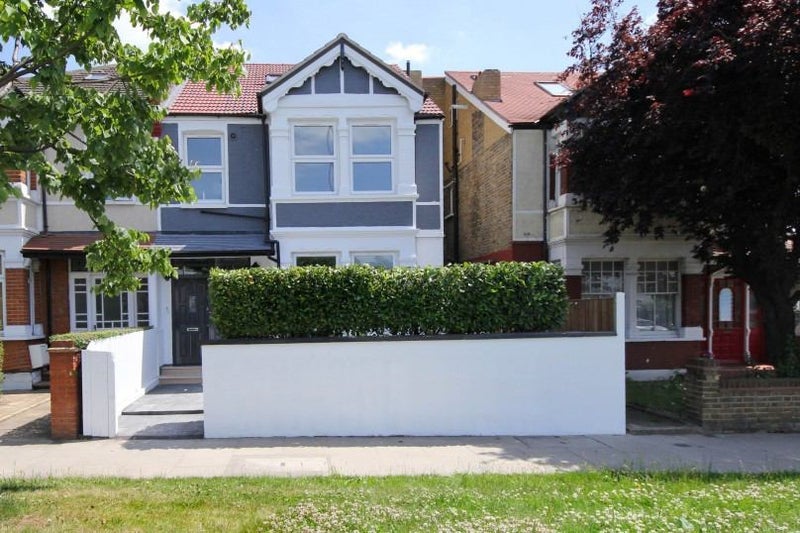 Room Waldegrave Road in Greater London