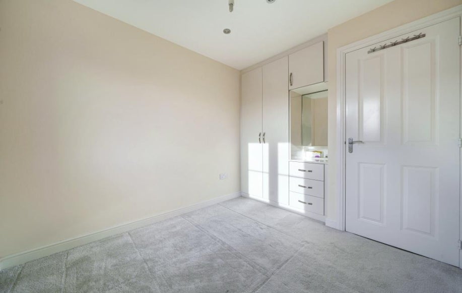 House Sir Bevys Close in Cumnor