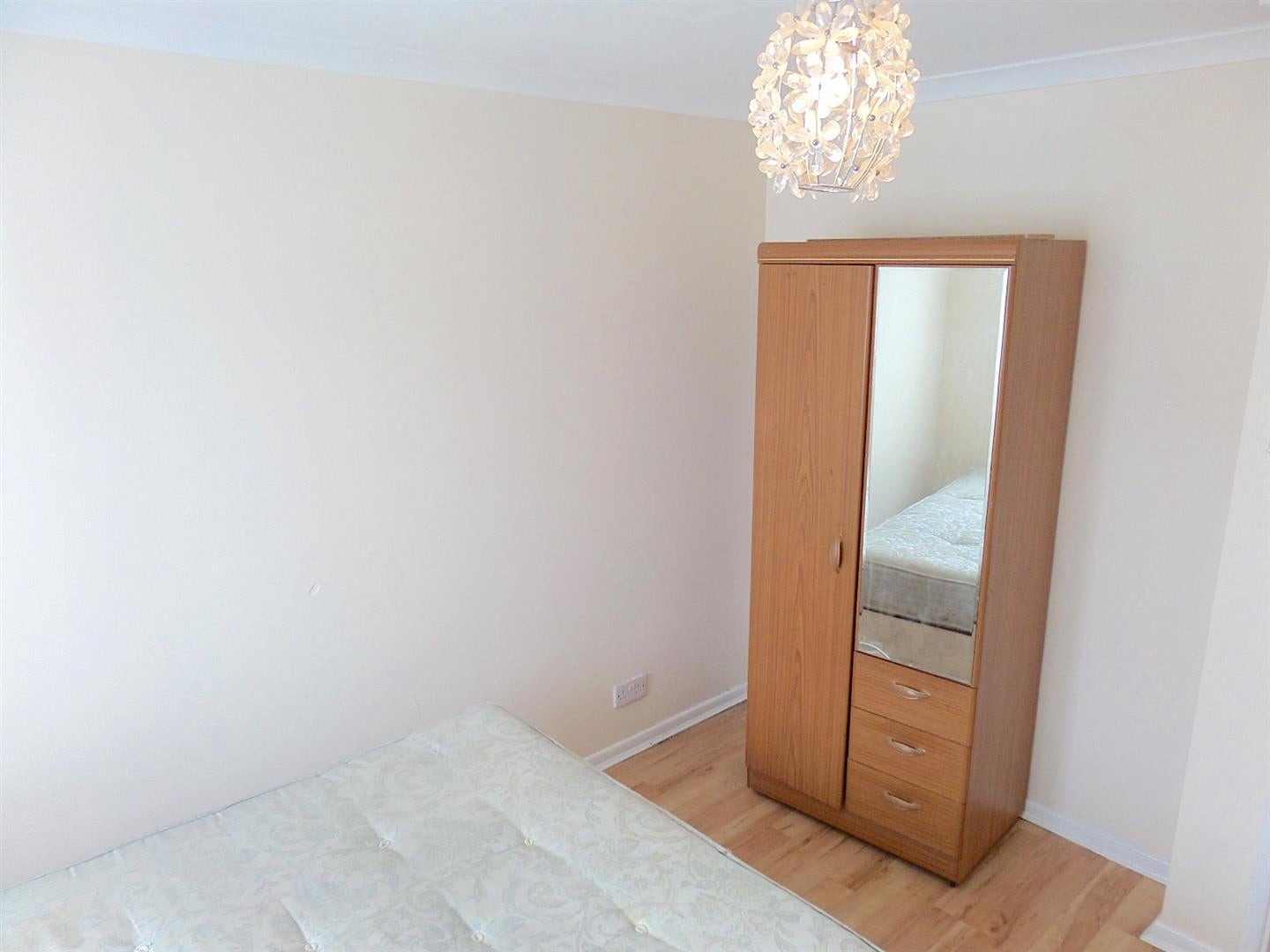 Flat Burket Close in London