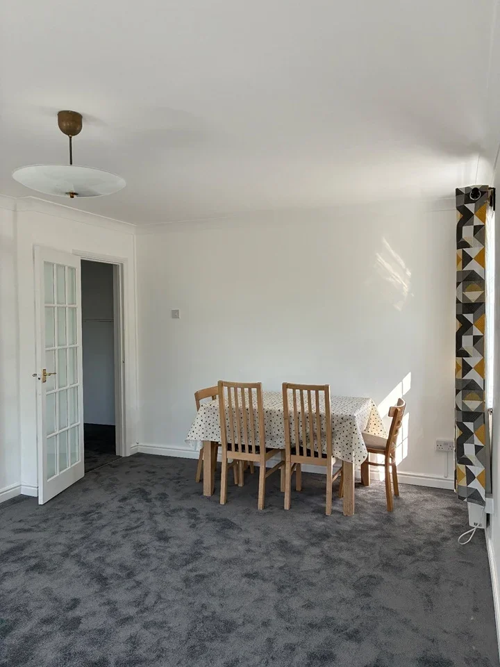 Flat Jaycroft in Greater London