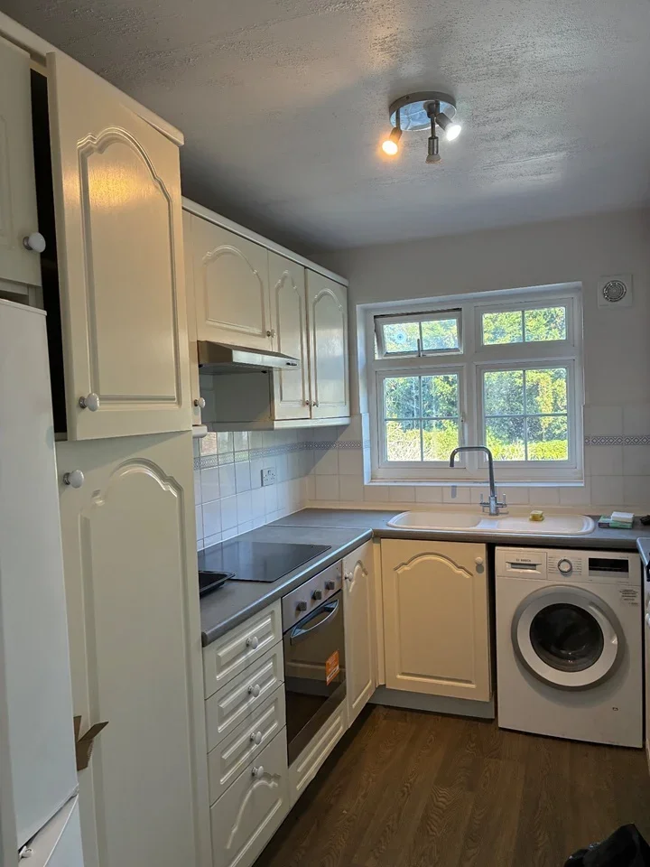 Flat Jaycroft in Greater London
