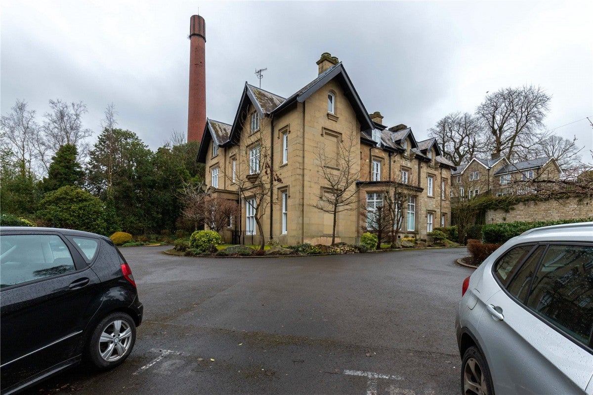 Flat Rock Bank Rise in Bollington