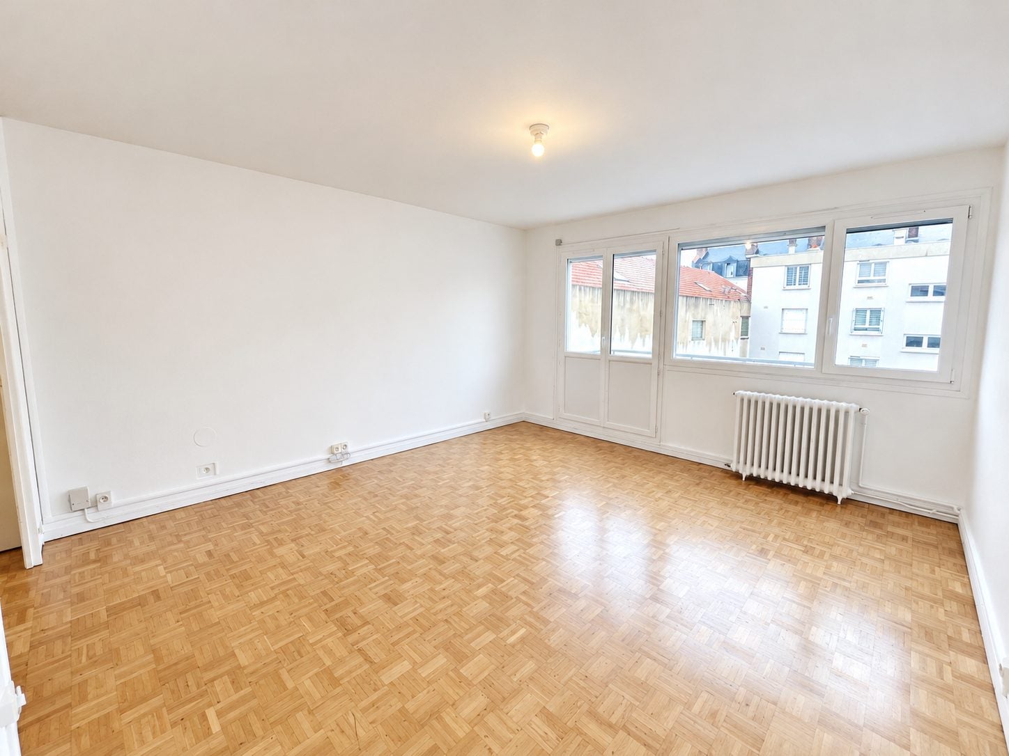 Flat Rue du Chevalier de La Barre in Le Havre