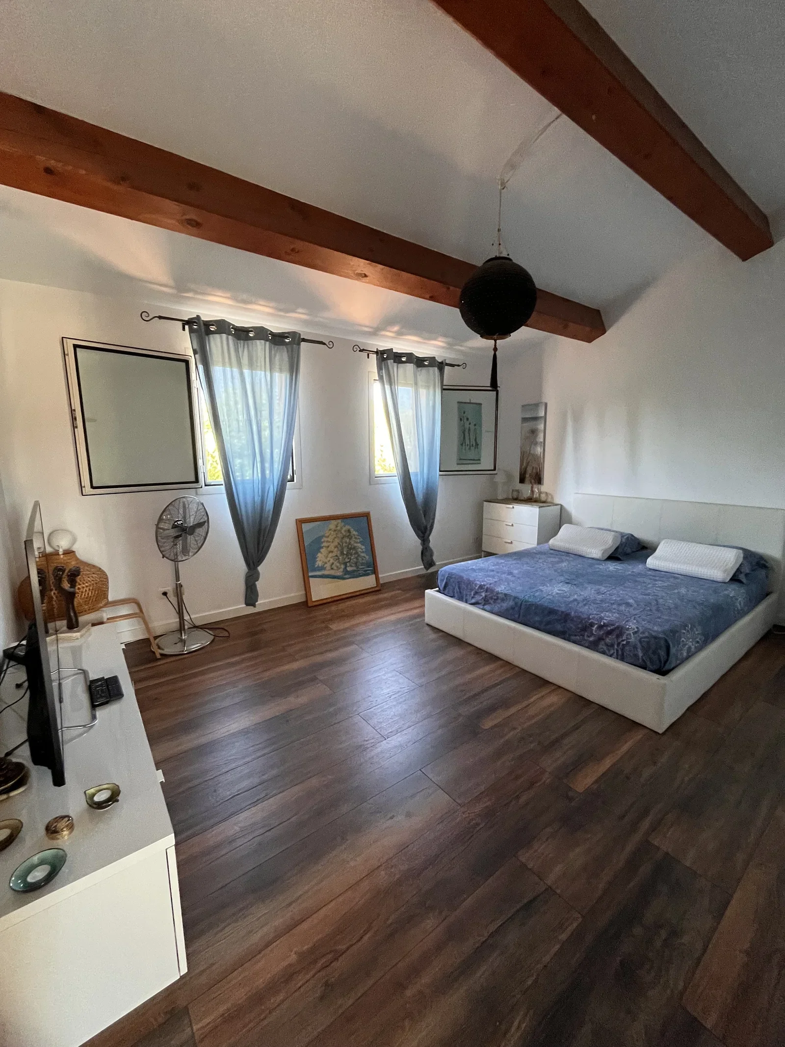Chambre Avenue du Lycée de la Coudoulière à Six-Fours-les-Plages
