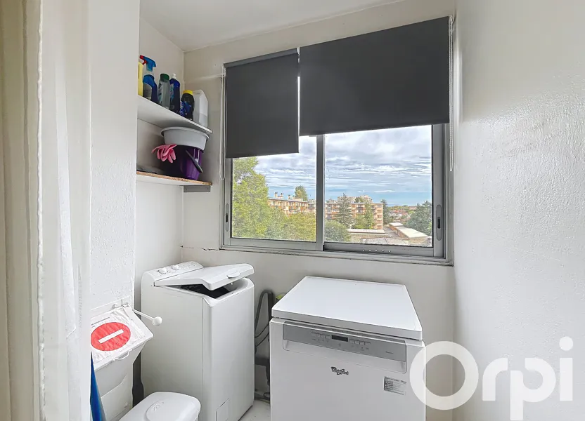 Flat Rue Montgolfier in Villeurbanne