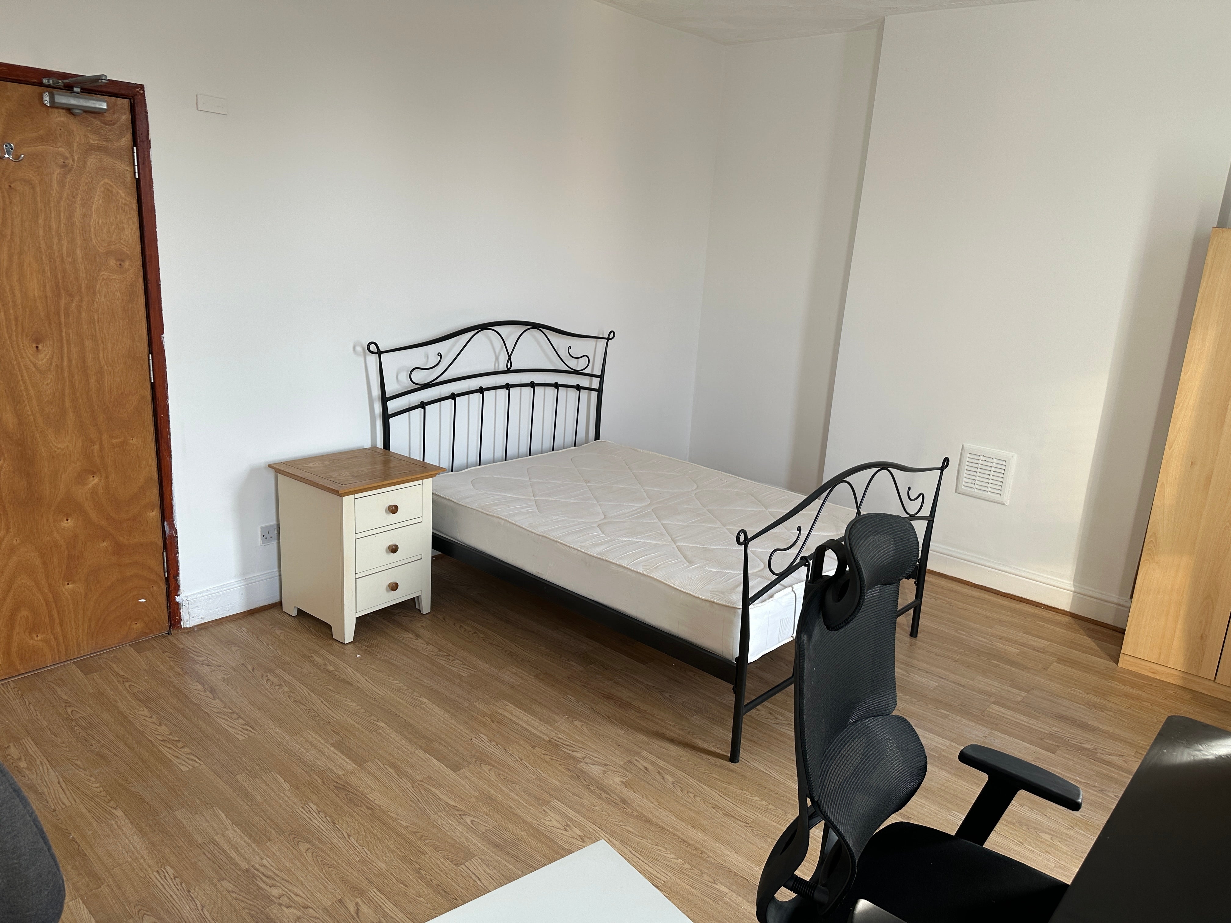 Flat Seely Road in Nottingham
